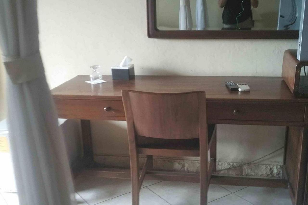 Singaraja Oyo 2334 Melka Excelsior Hotel מראה חיצוני תמונה